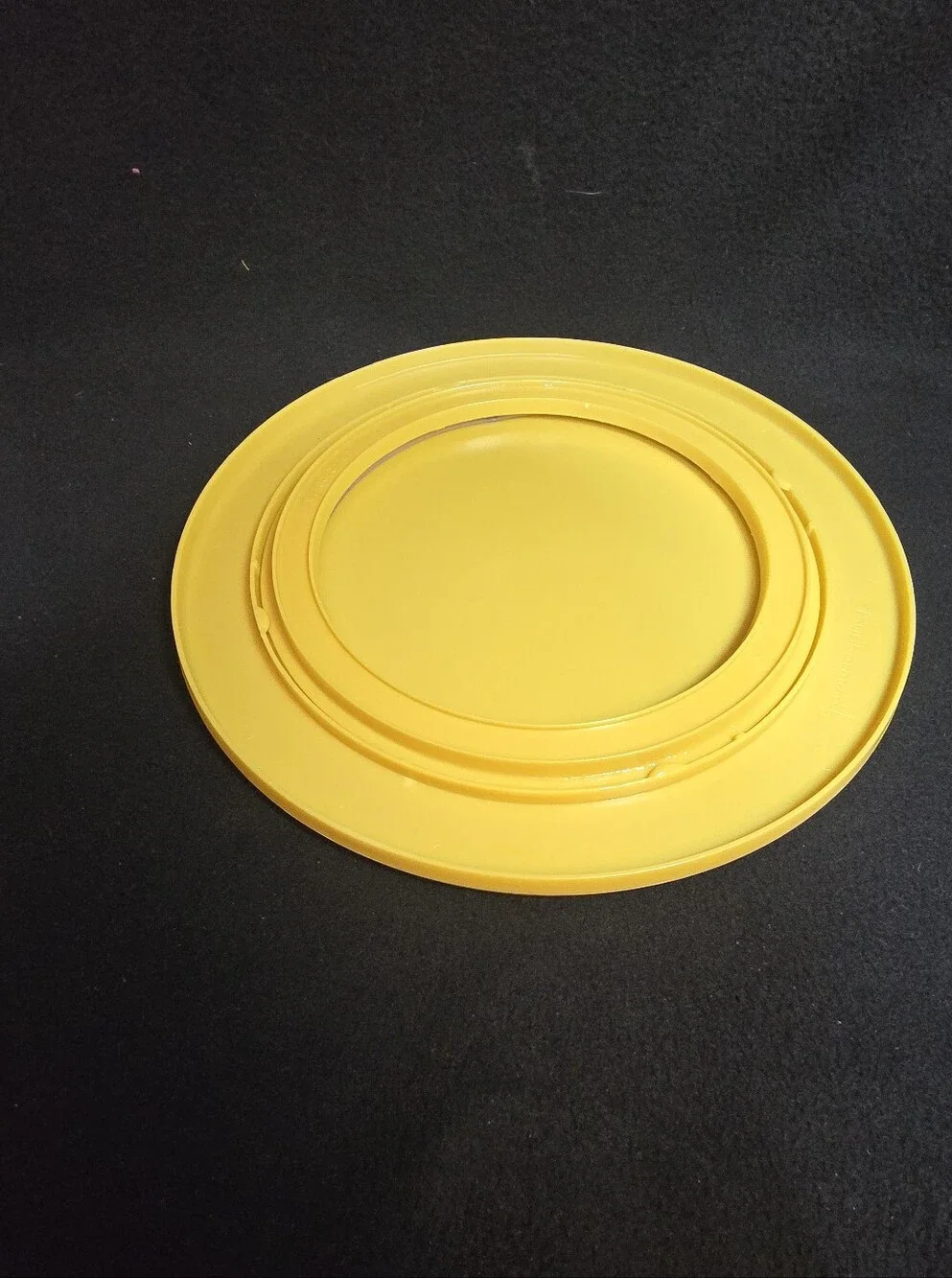 Rubbermaid Yellow Lazy Susan